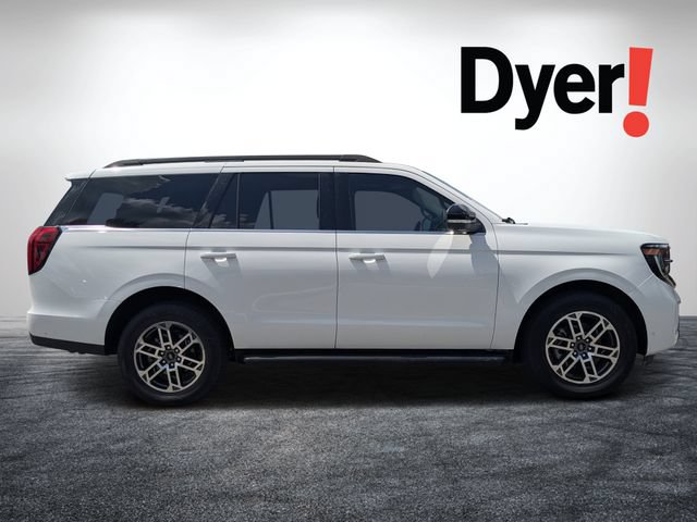 Used 2025 Ford Expedition Active AWD/4WD image 2