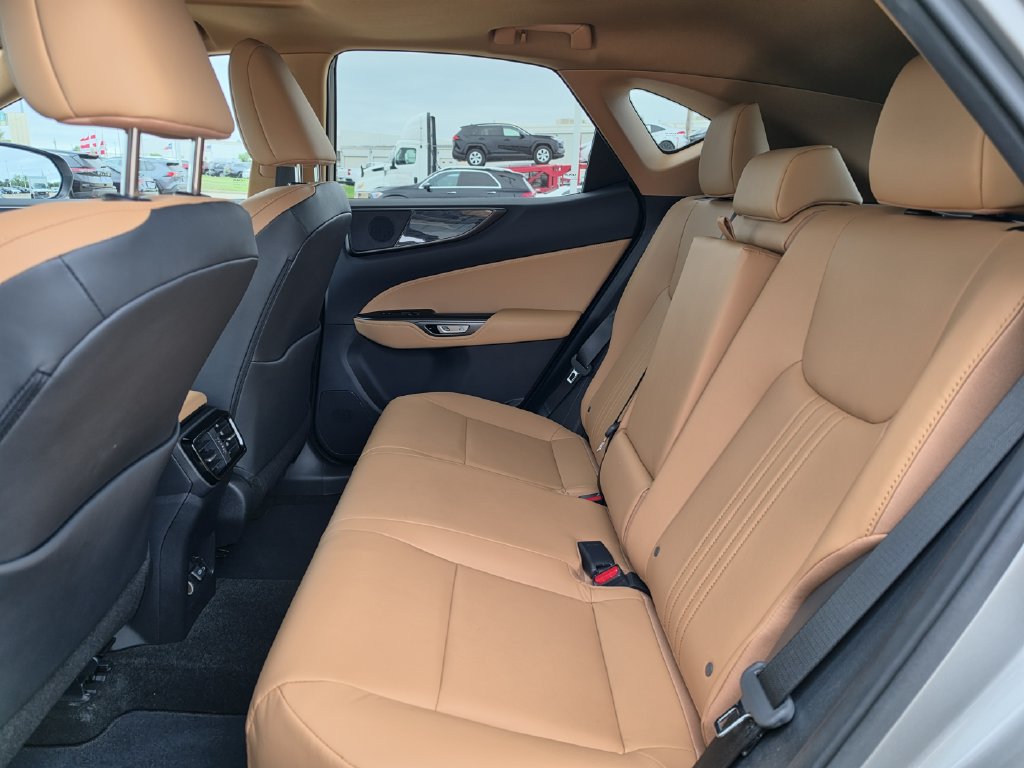 Used 2024 Lexus NX 250 FWD w/ Cold Area Package image 28