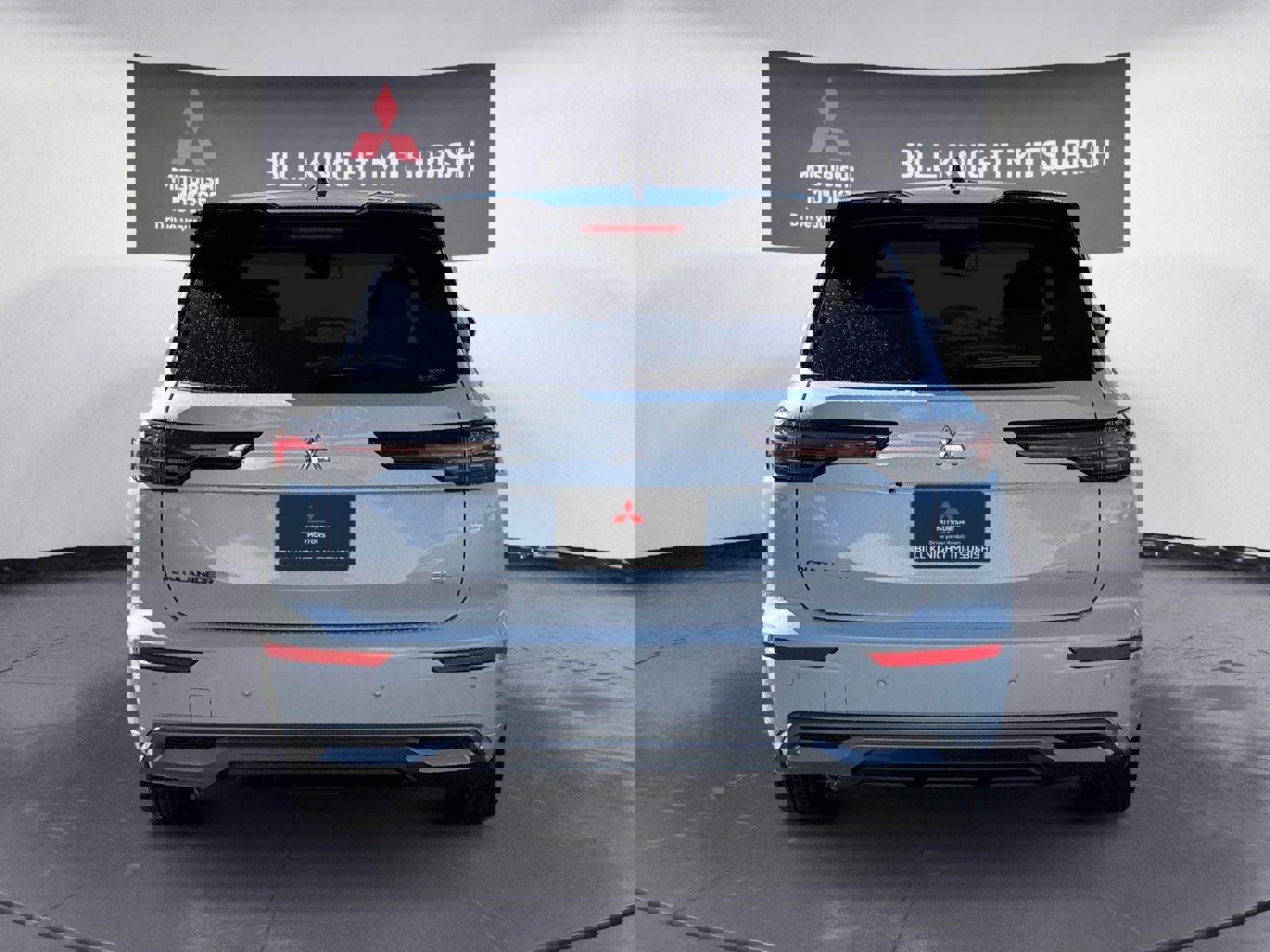 New 2026 Mitsubishi Outlander SEL image 4