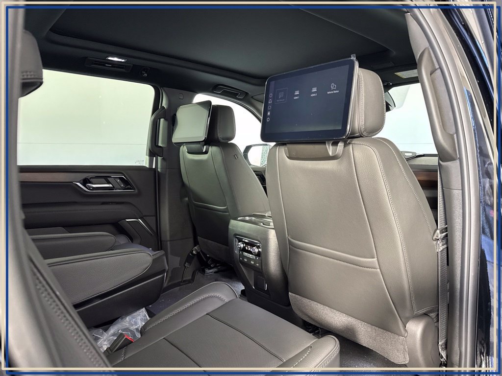 New 2026 GMC Yukon XL Denali w/ Denali Reserve Package AWD/4WD image 35
