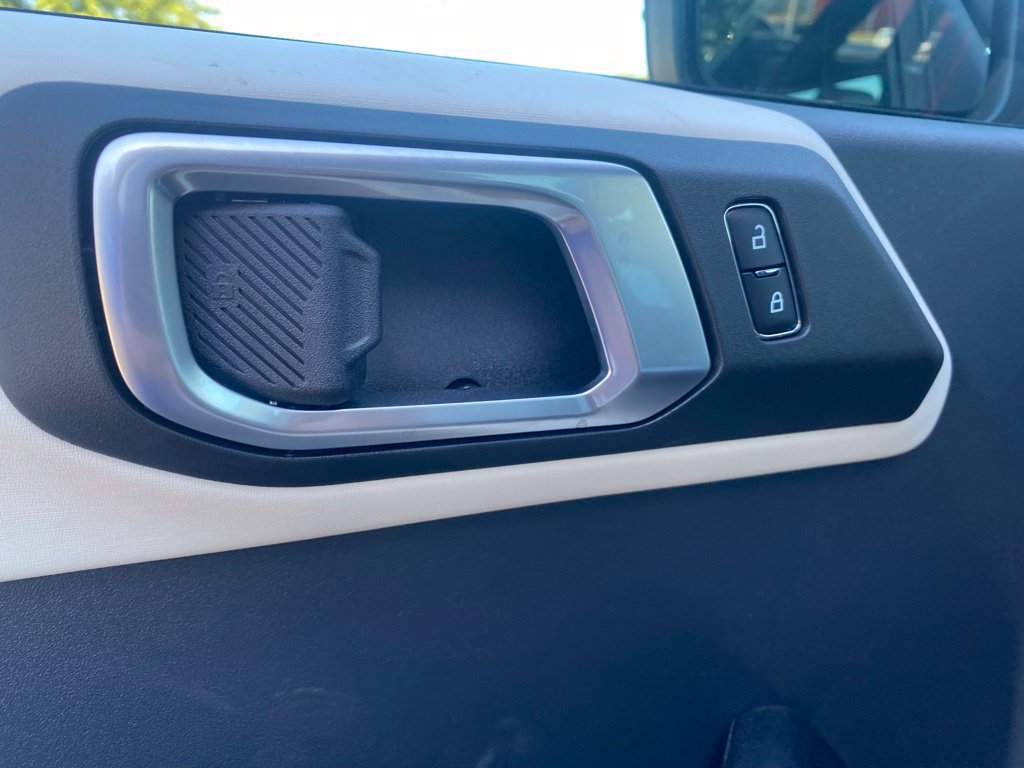 New 2026 Ford Bronco Outer Banks w/ Sasquatch Package AWD/4WD image 17