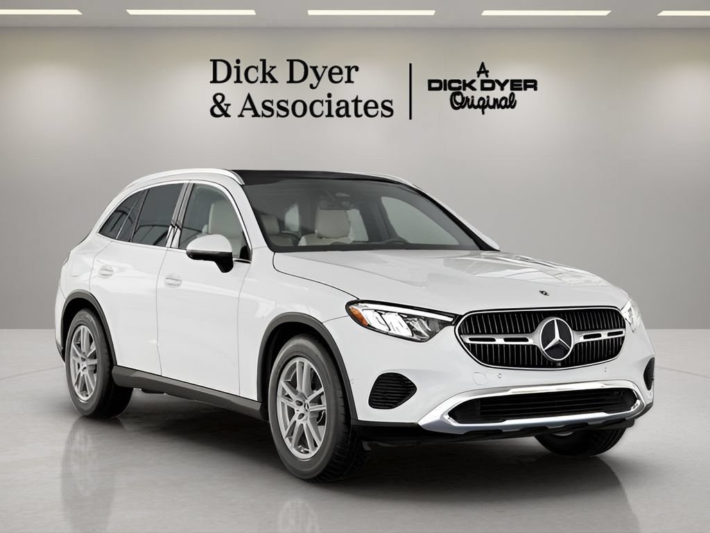 Used 2026 Mercedes-Benz GLC 300 image 37