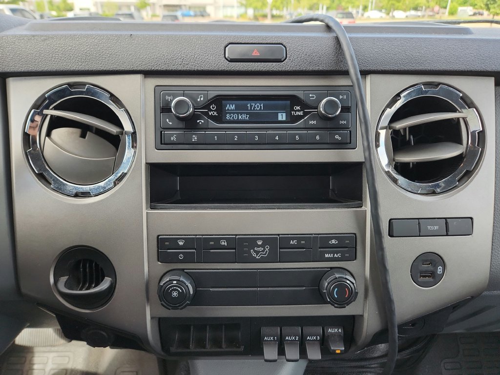 Used 2023 Ford F650 2WD Regular Cab Super Duty image 13