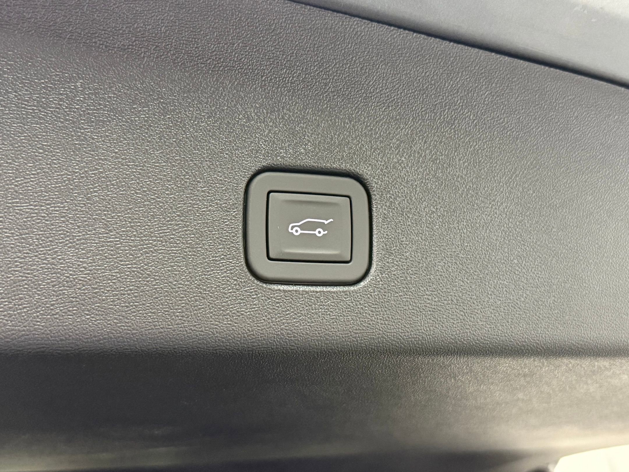 New 2026 Cadillac Optiq Sport 1 image 42