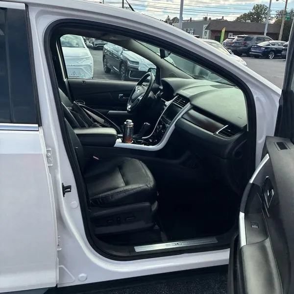 Used 2013 Ford Edge Limited AWD/4WD image 21