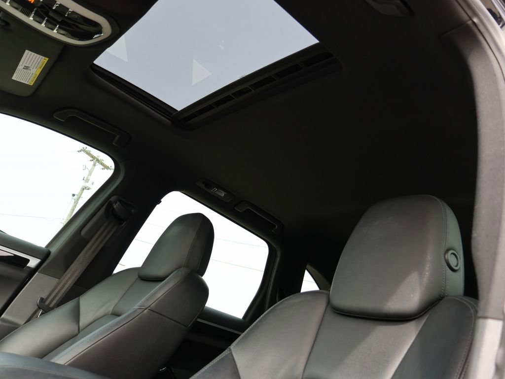 Used 2014 Porsche Cayenne S image 42