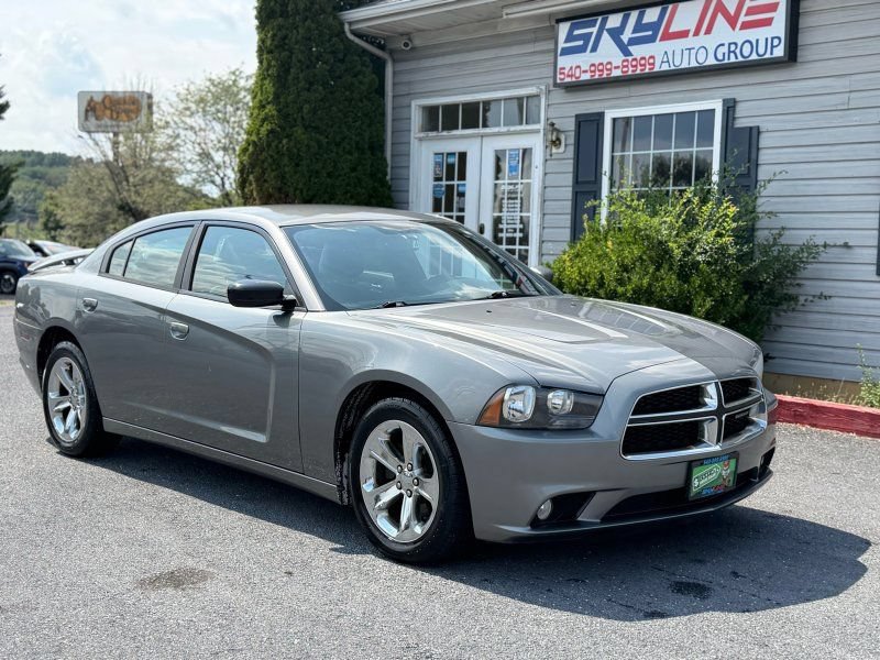 Used 2012 Dodge Charger SXT Plus RWD image 4