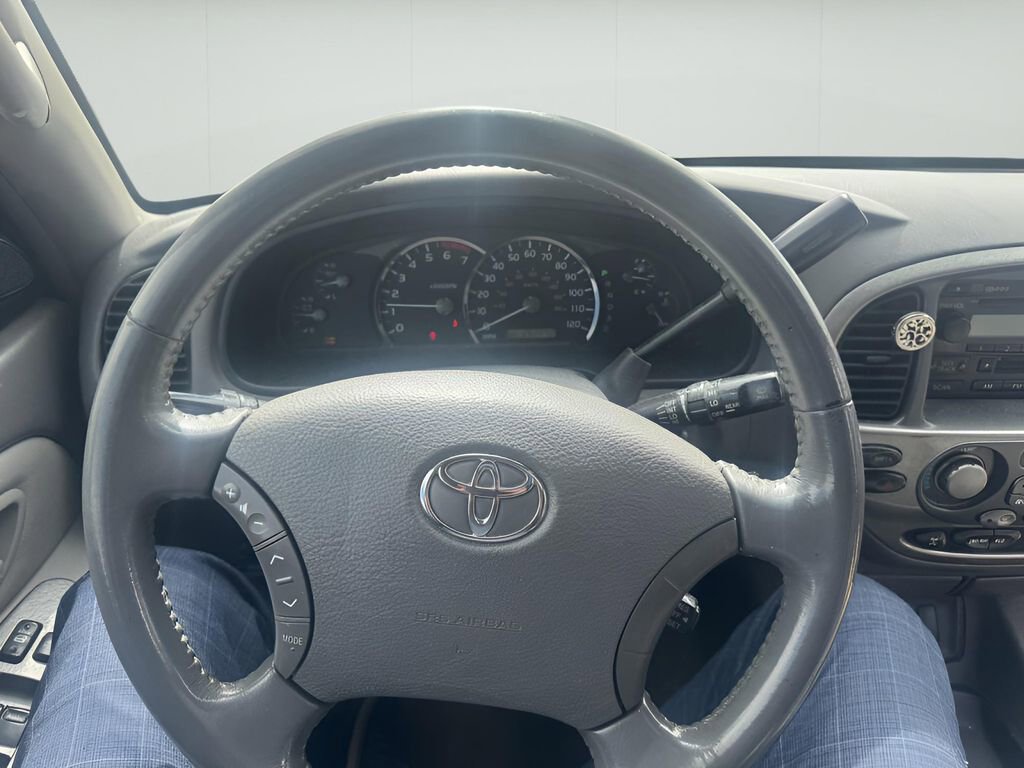 Used 2005 Toyota Sequoia Limited image 17