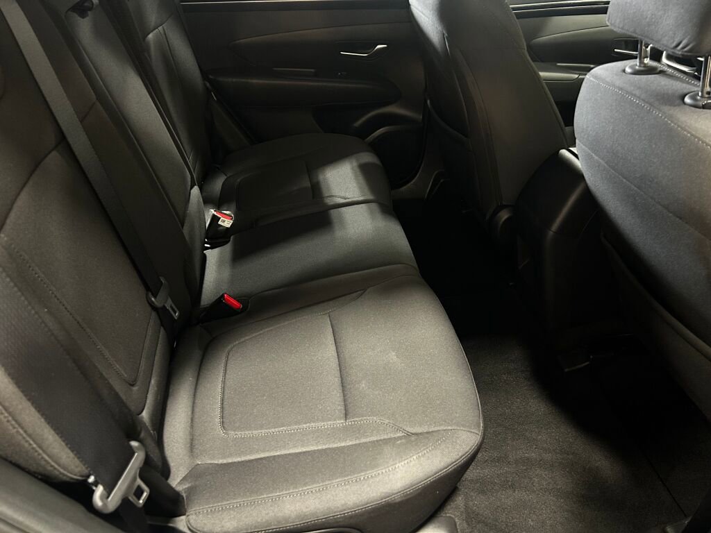Used 2024 Hyundai Tucson SE image 22