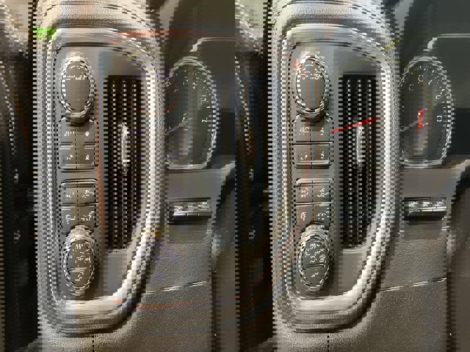 Used 2022 Chevrolet Silverado 2500 High Country image 17