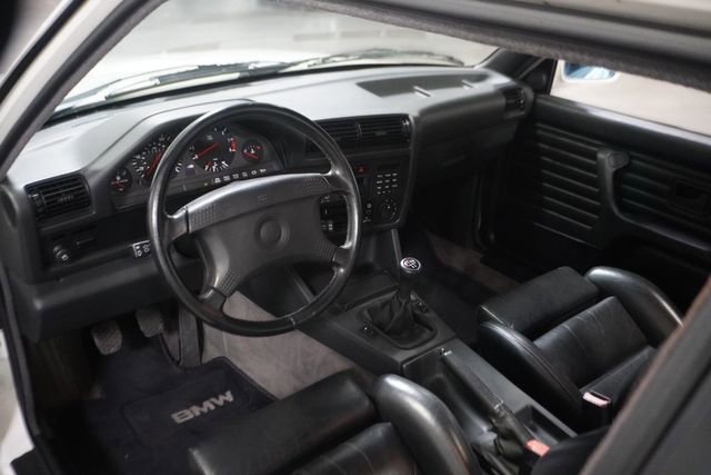 Used 1991 BMW M3 Coupe RWD image 23
