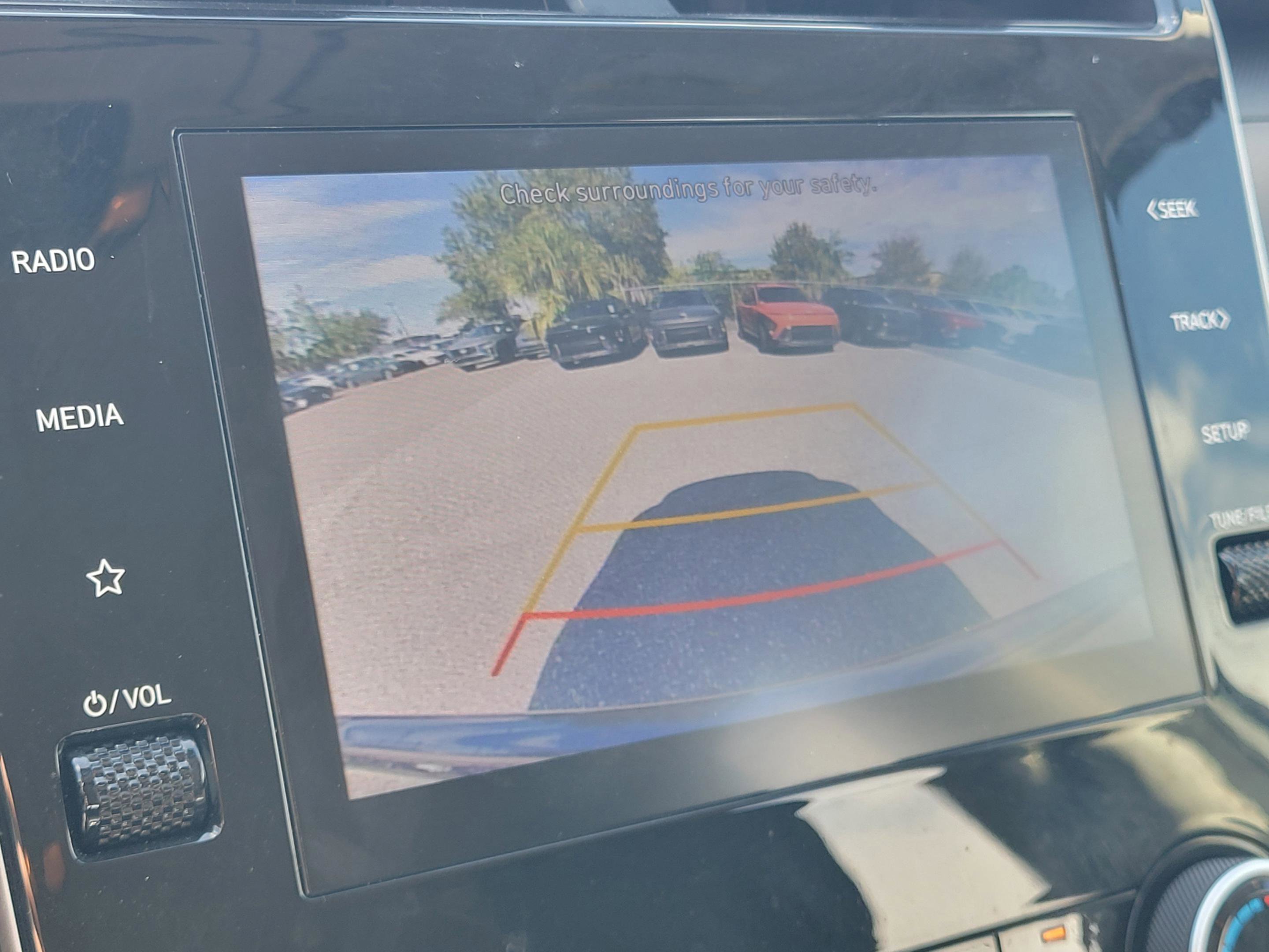 Certified 2023 Hyundai Tucson SE image 28