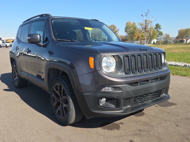 Used 2016 Jeep Renegade Latitude AWD/4WD image 5