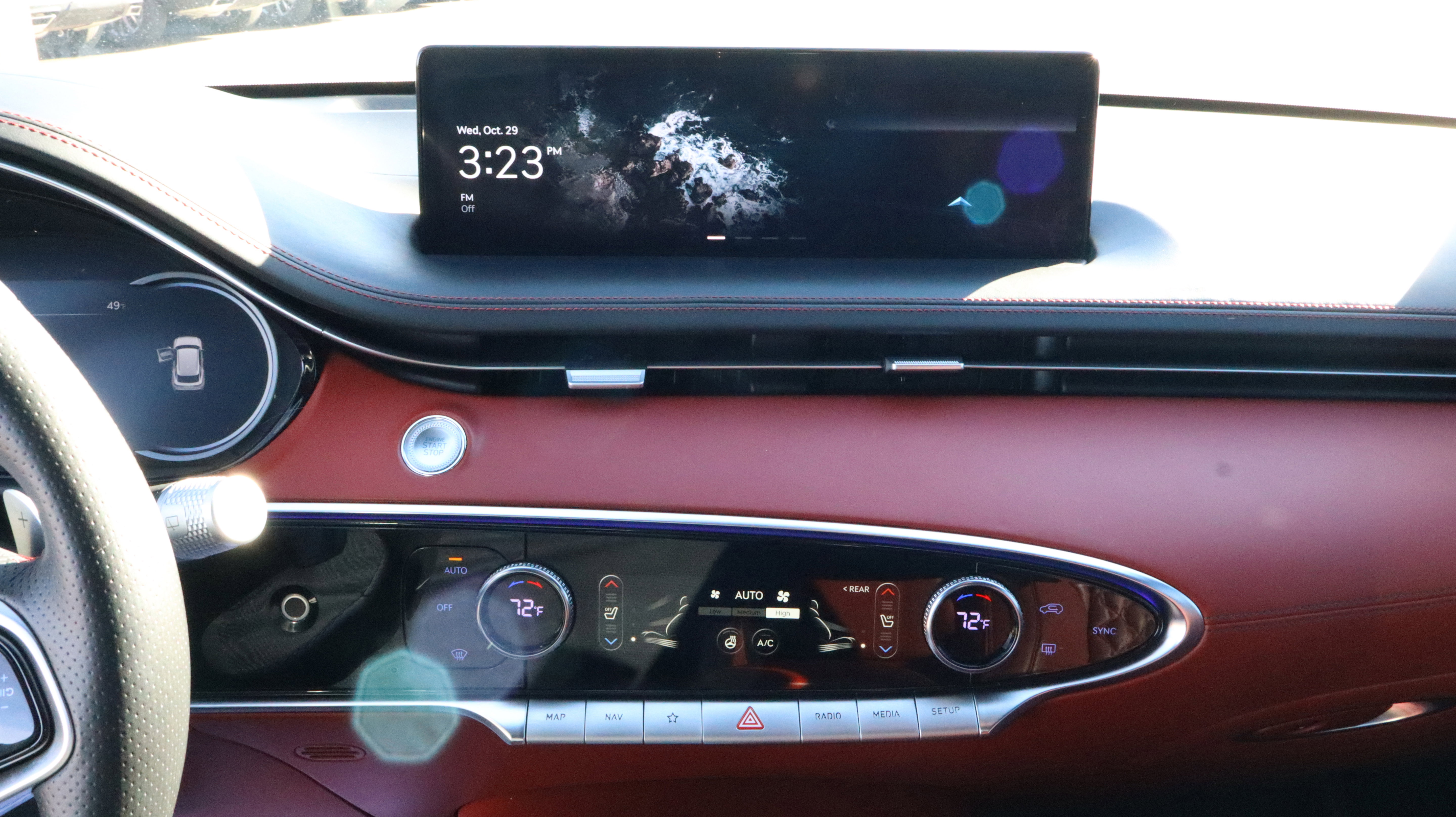 Used 2022 Genesis GV70 3.5T Sport w/ Sport Advanced Package image 17