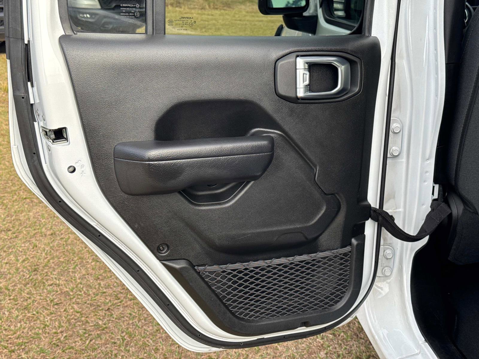 Used 2024 Jeep Wrangler Sport S image 11