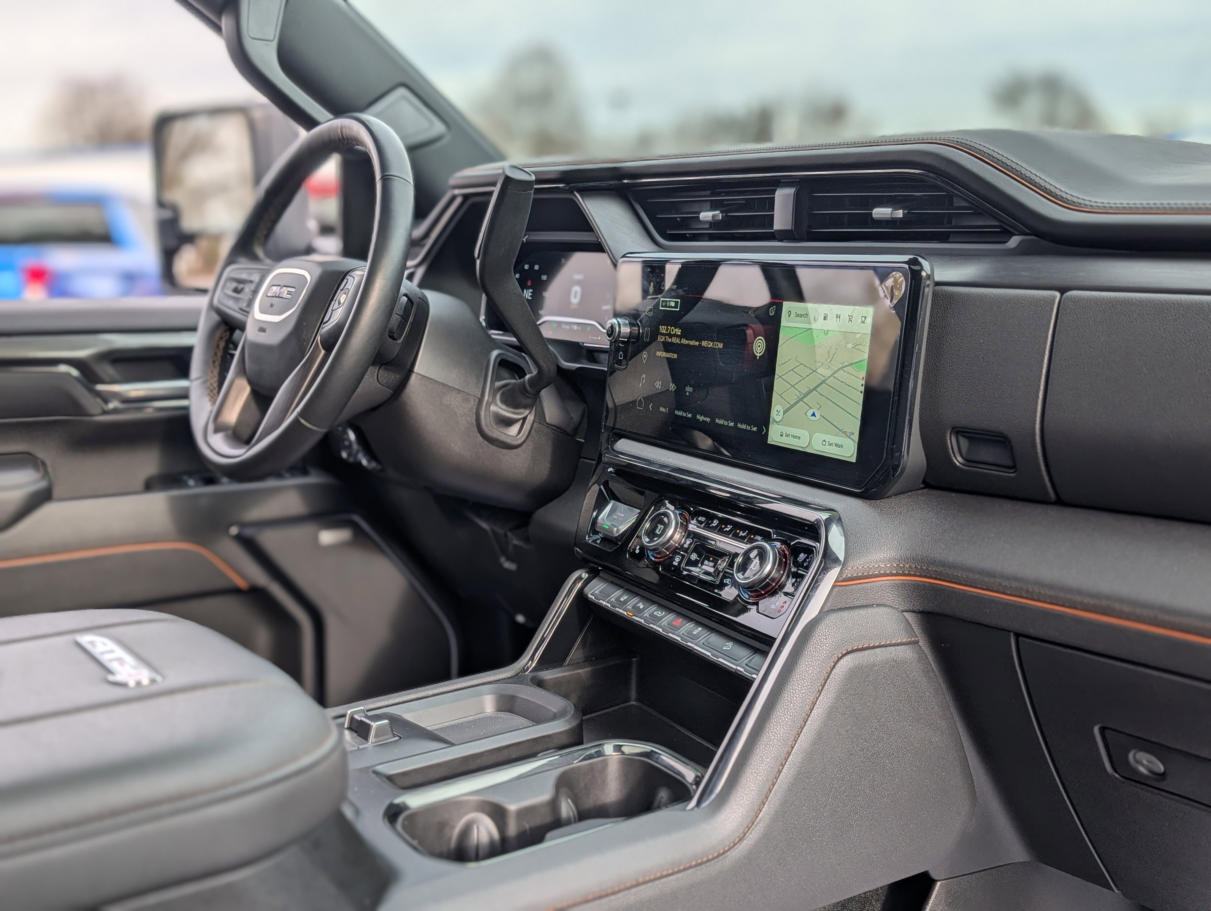 Used 2025 GMC Sierra 2500 AT4 w/ AT4 Premium Plus Package image 57