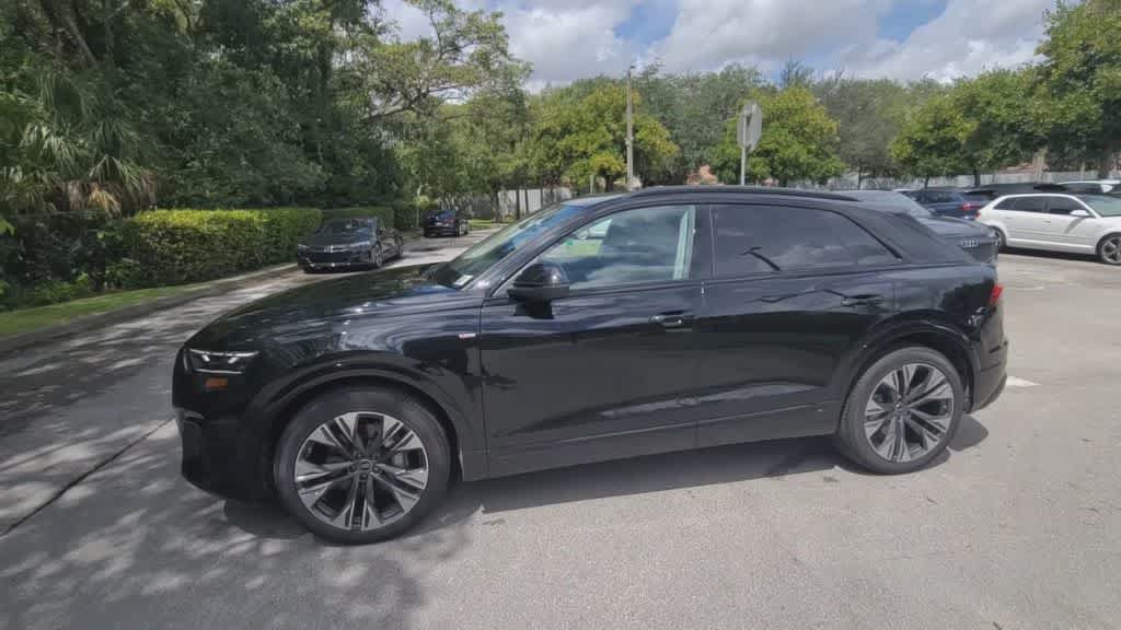 New 2027 Audi Q8 Premium Plus AWD/4WD image 4
