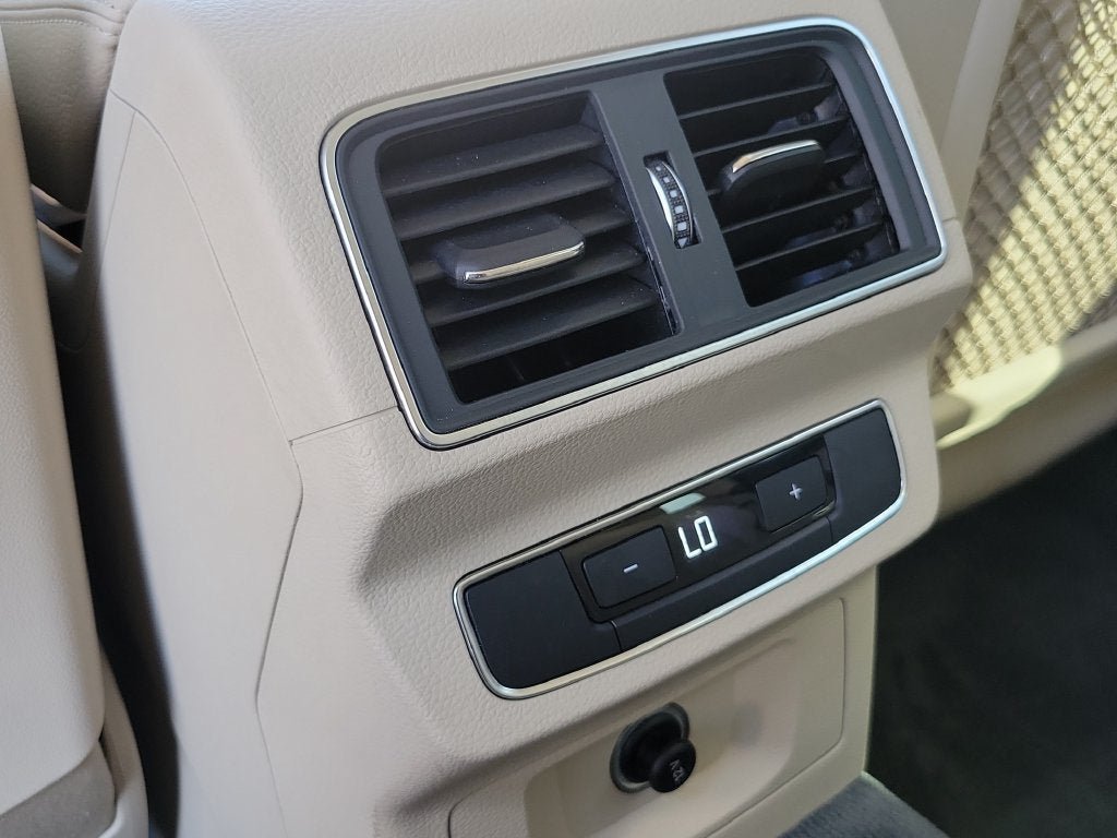 Used 2018 Audi Q5 2.0T Premium Plus AWD/4WD image 13