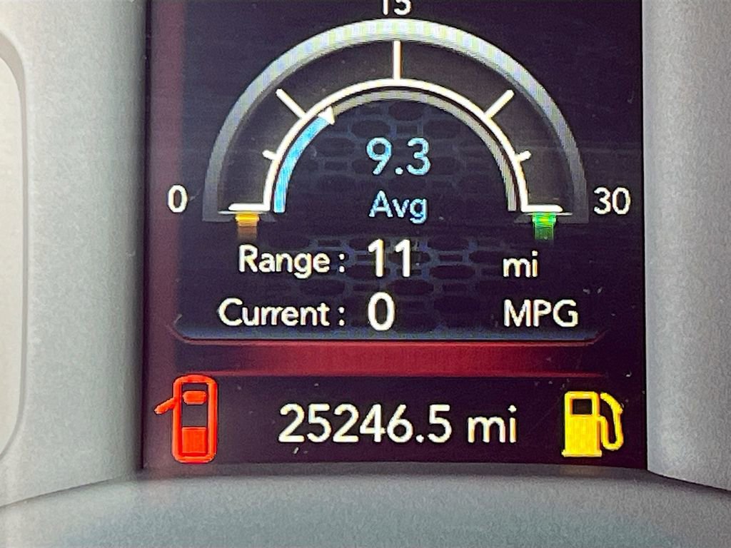 Used 2024 RAM 2500 Tradesman w/ Chrome Appearance Group image 12