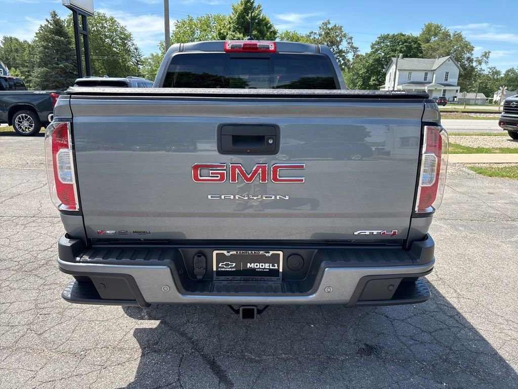 Used 2022 GMC Canyon AT4 w/ Trailering Package AWD/4WD image 5