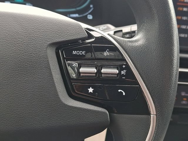 Certified 2024 Kia Niro LX FWD image 20