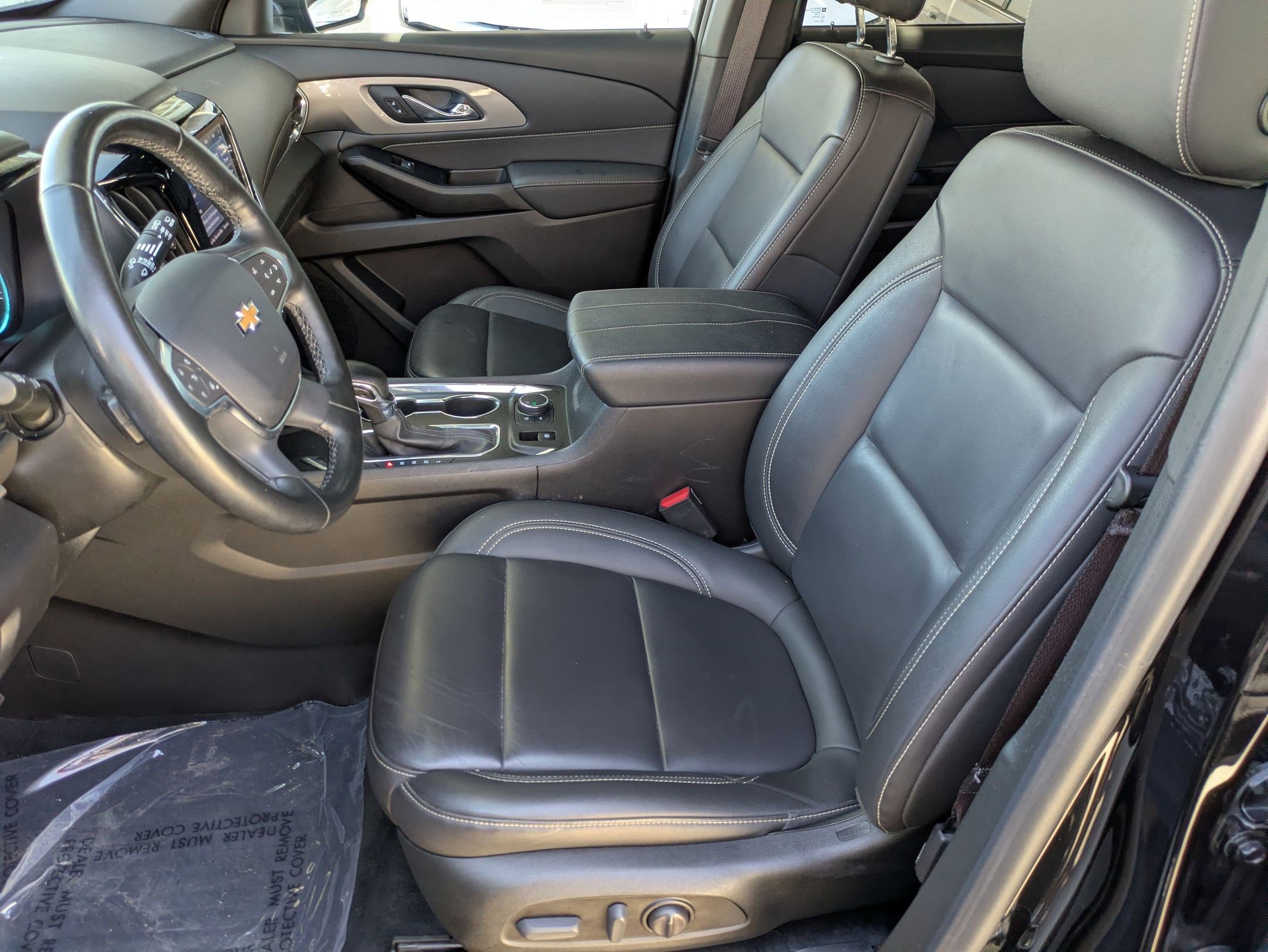 Used 2023 Chevrolet Traverse LT FWD image 21