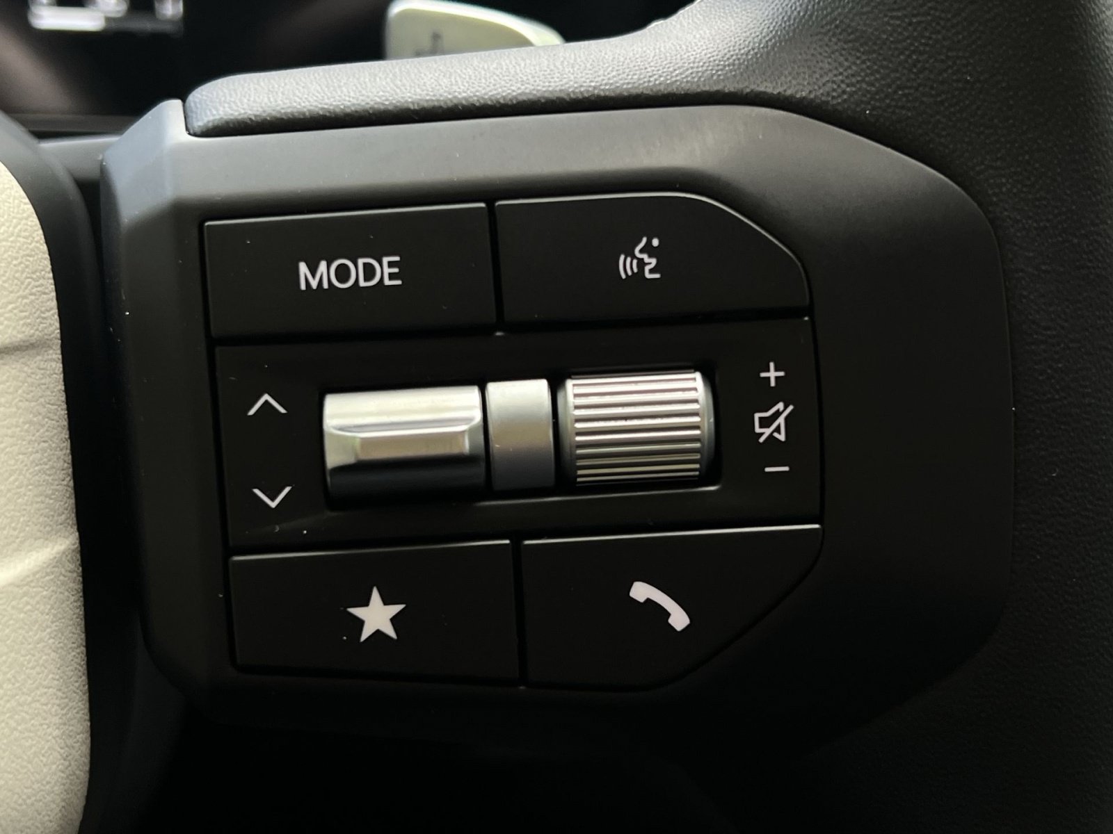 New 2026 Kia K4 EX w/ GT-Line Premium Package FWD image 31
