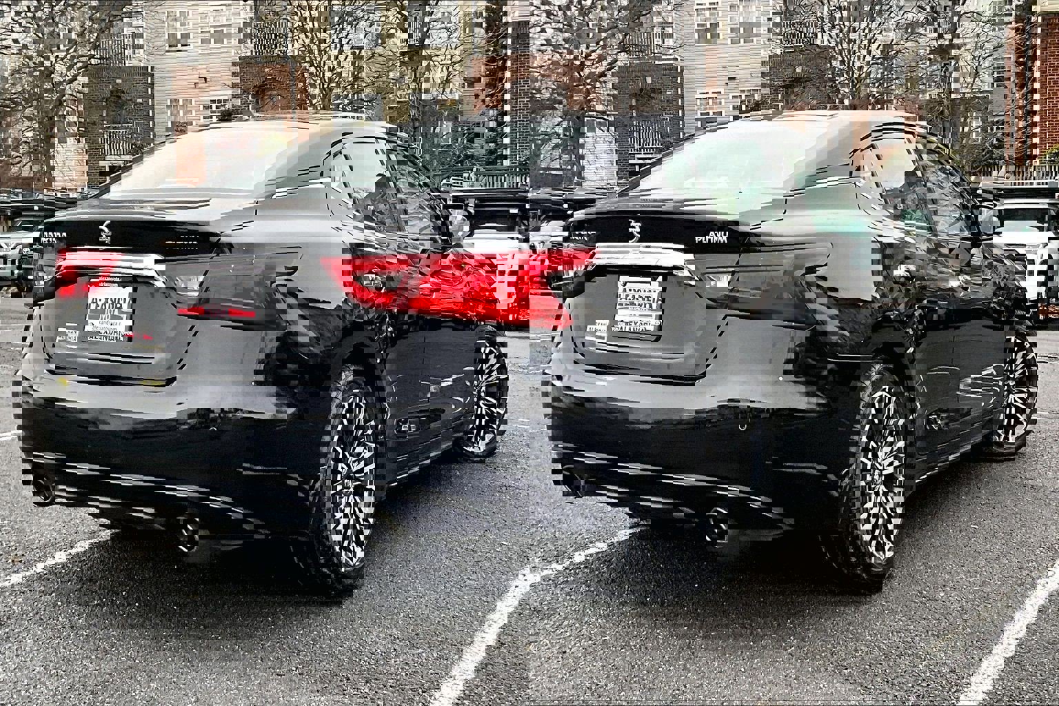 Used 2018 Nissan Maxima Platinum image 12