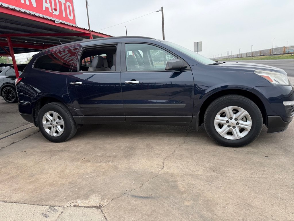 Used 2015 Chevrolet Traverse LS FWD image 15