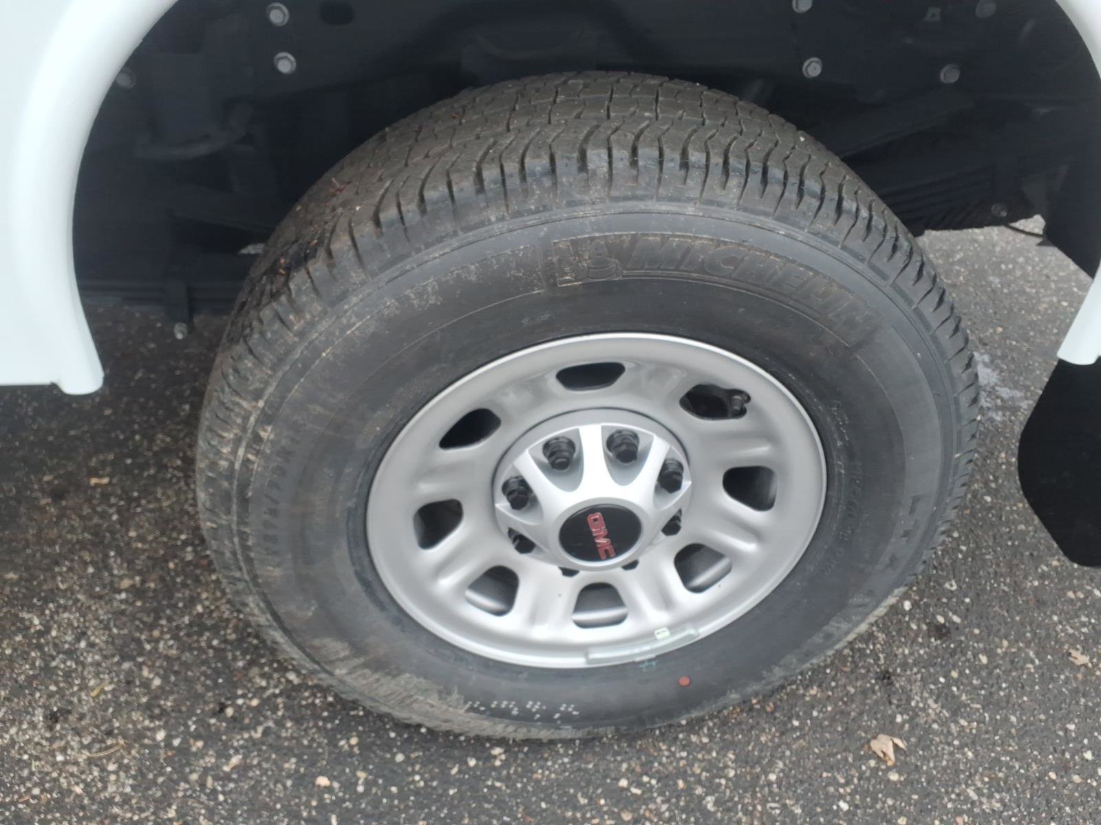 New 2025 GMC Sierra 3500 Pro w/ Convenience Package image 12