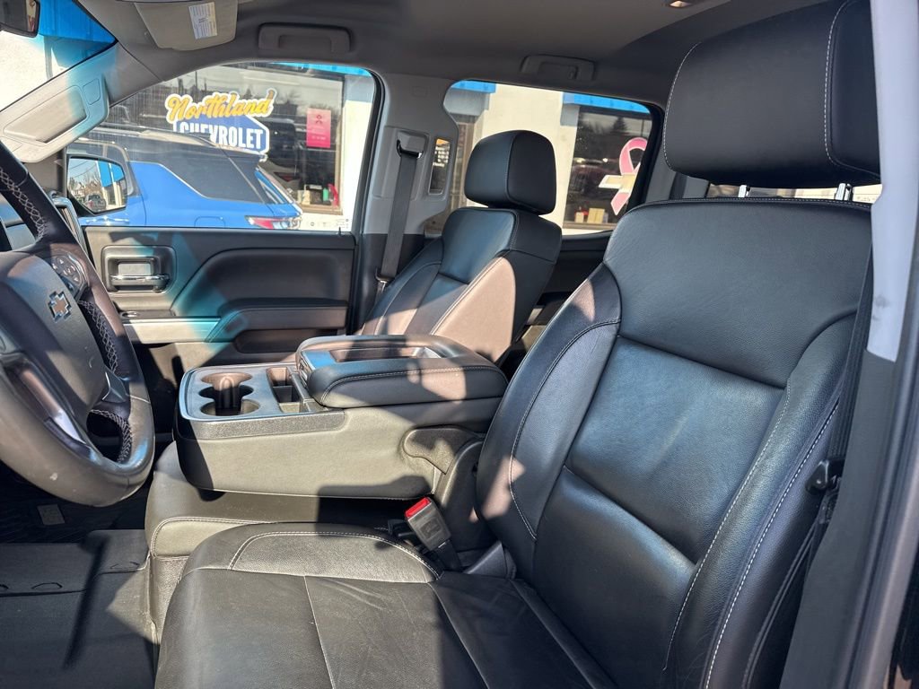 Used 2018 Chevrolet Silverado 1500 LT w/ All Star Edition image 26