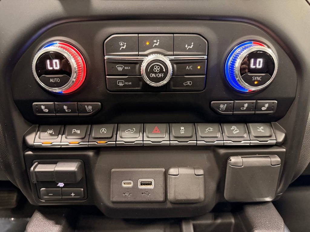 Used 2020 GMC Sierra 1500 Denali w/ Denali Ultimate Package AWD/4WD image 44