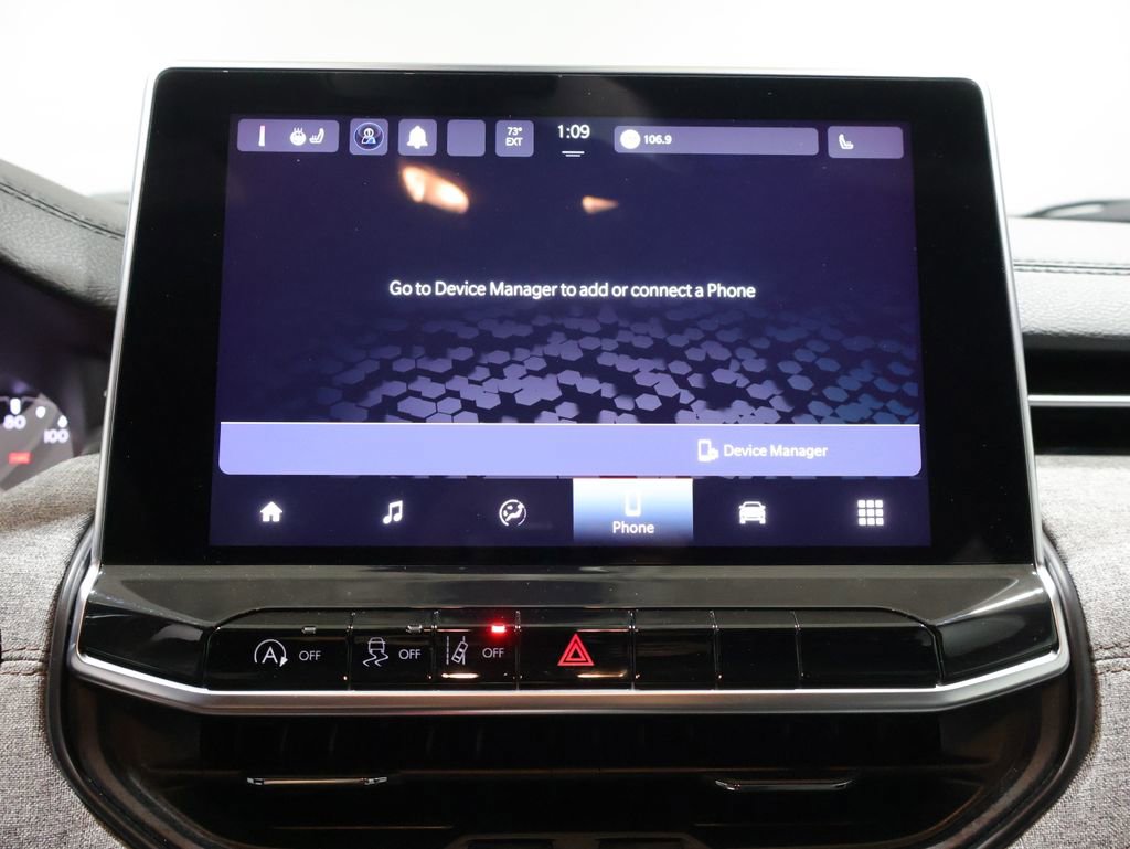 Used 2023 Jeep Compass Latitude AWD/4WD image 30