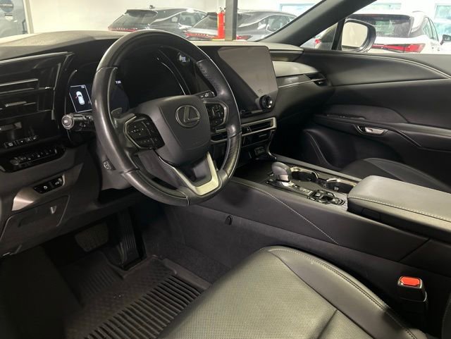 Used 2023 Lexus RX 350 Premium w/ Accessory Package AWD/4WD image 11