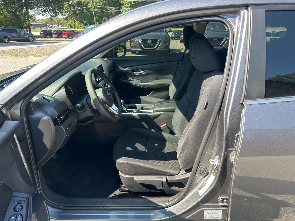 Used 2020 Nissan Sentra S FWD image 11