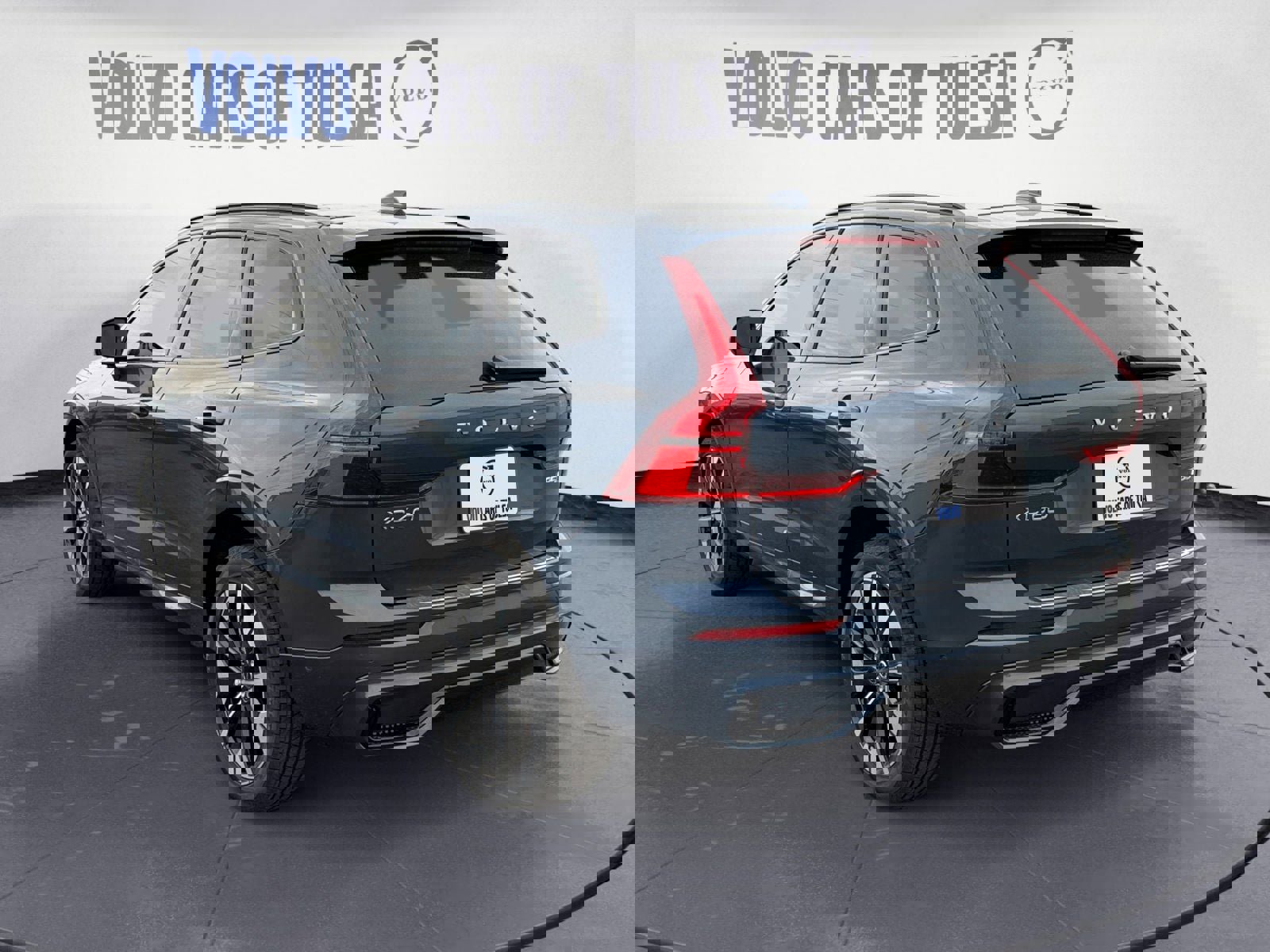 New 2026 Volvo XC60 B5 Plus w/ Protection Package Premier image 3