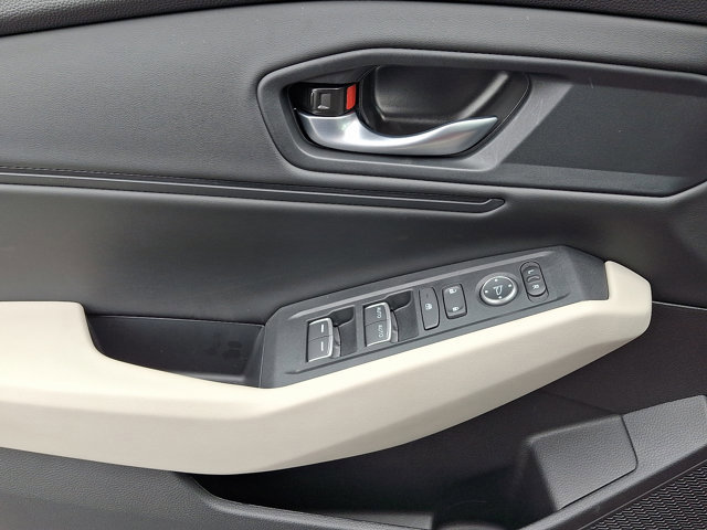 Certified 2025 Honda Accord SE image 13