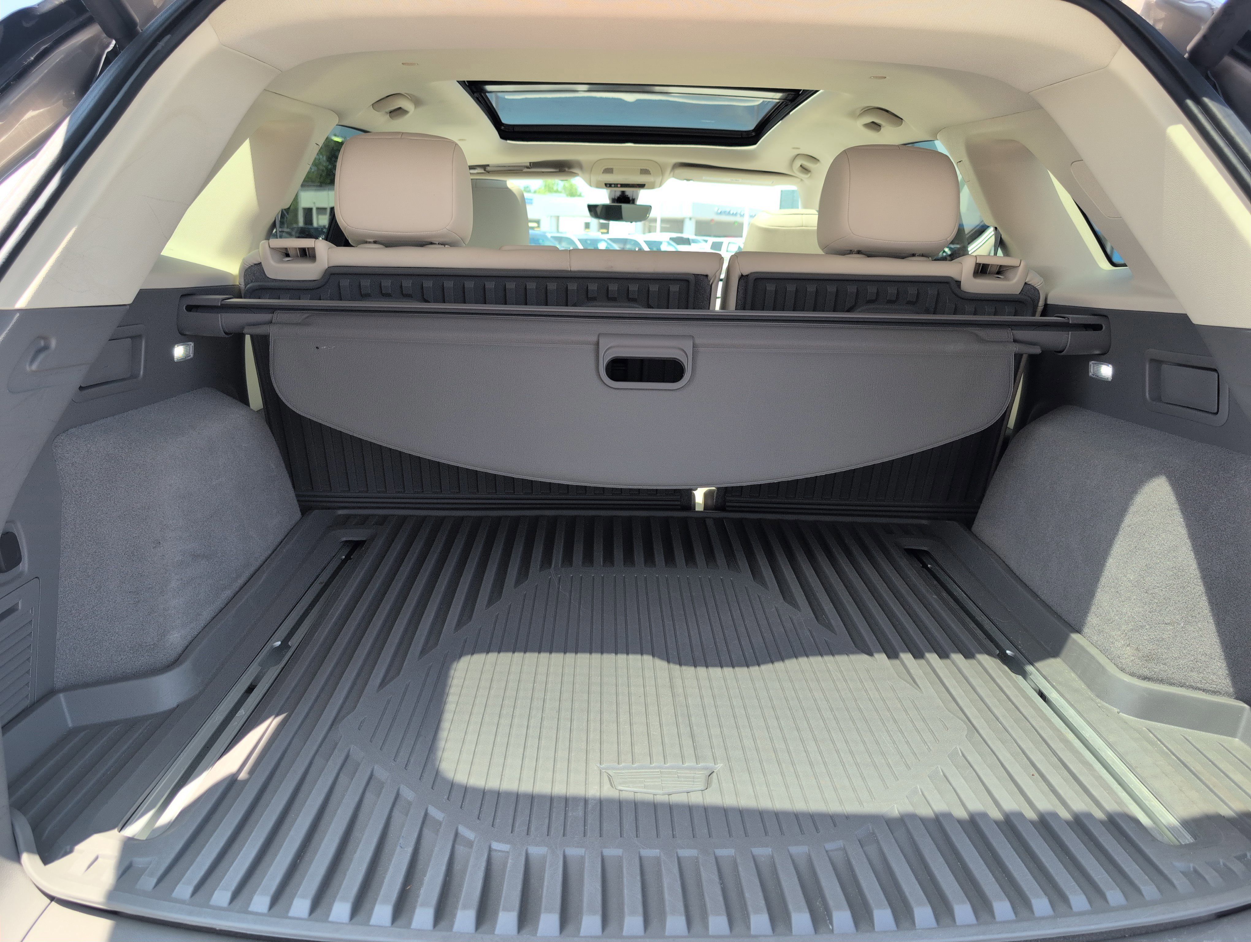 Certified 2023 Cadillac XT5 Premium Luxury w/ Technology Package FWD image 5
