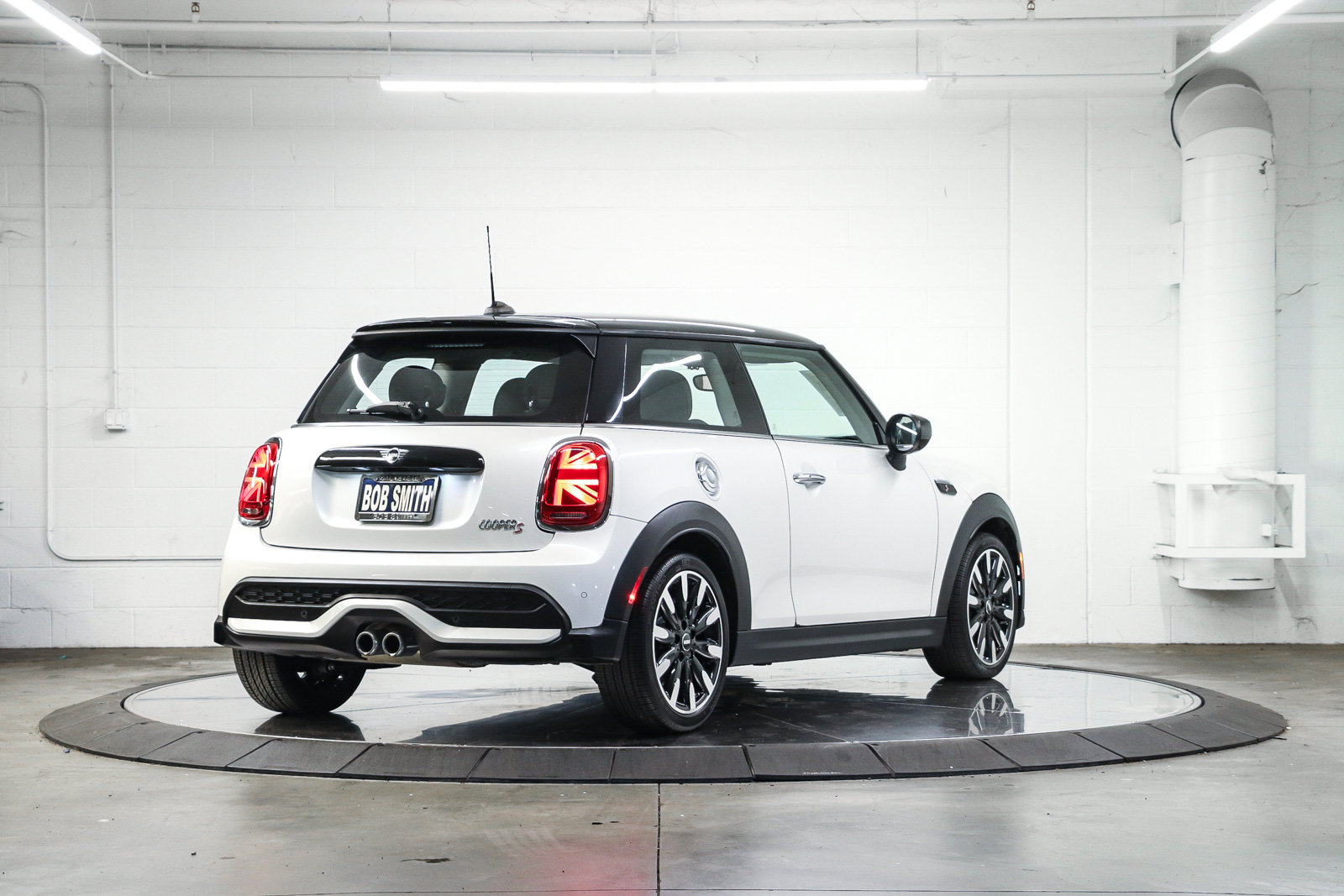 Certified 2024 MINI Cooper S FWD image 6