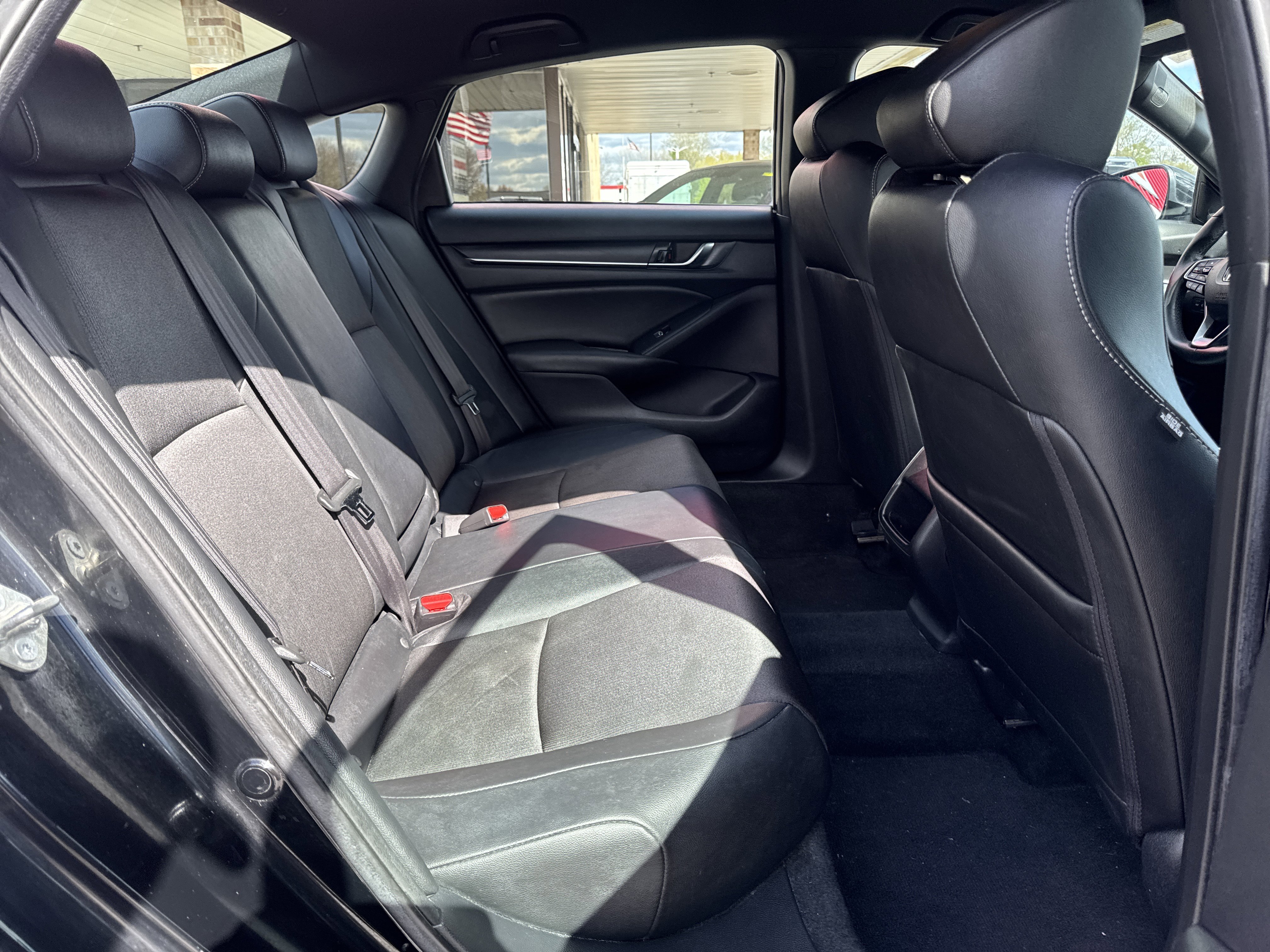Used 2019 Honda Accord Sport image 28