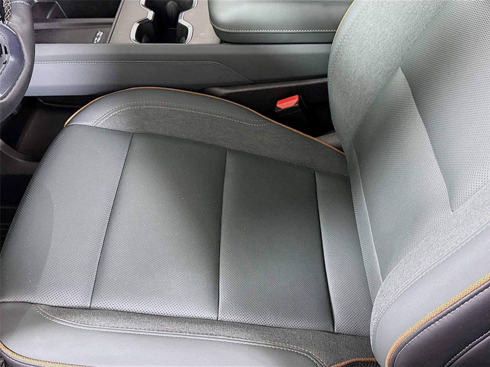 Certified 2024 GMC Acadia AT4 w/ LPO, Floor Liner Package image 15