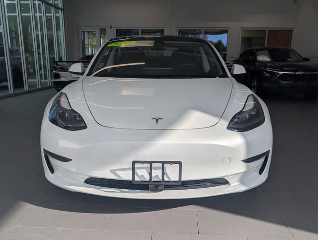 Used 2023 Tesla Model 3 Standard Range image 2