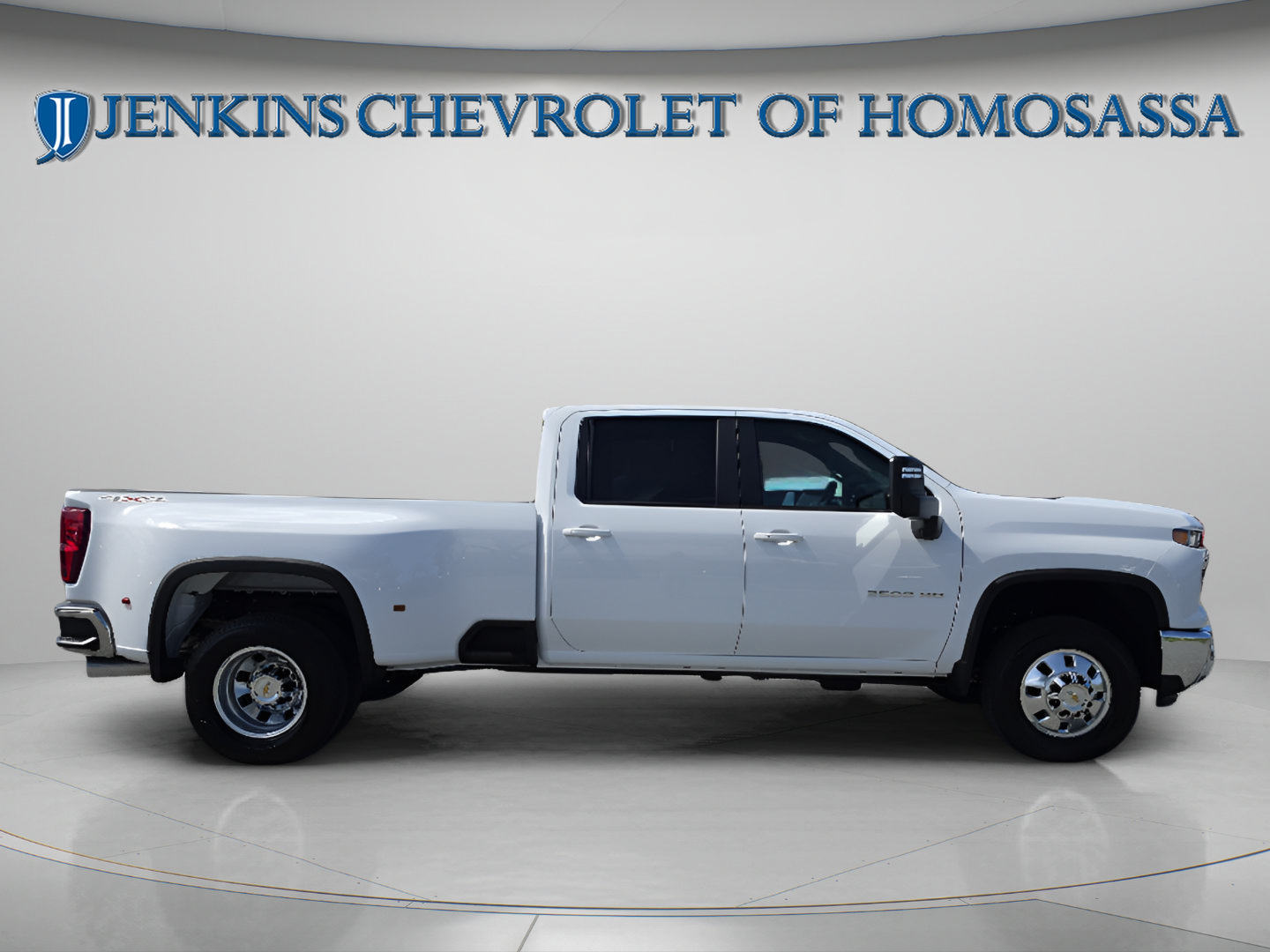 New 2026 Chevrolet Silverado 3500 LT w/ Safety Package AWD/4WD image 3