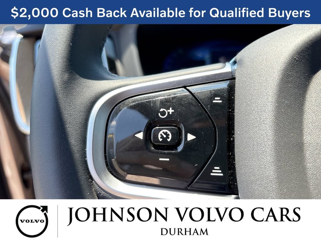 New 2026 Volvo XC60 B5 Plus w/ Protection Package Premier AWD/4WD image 18