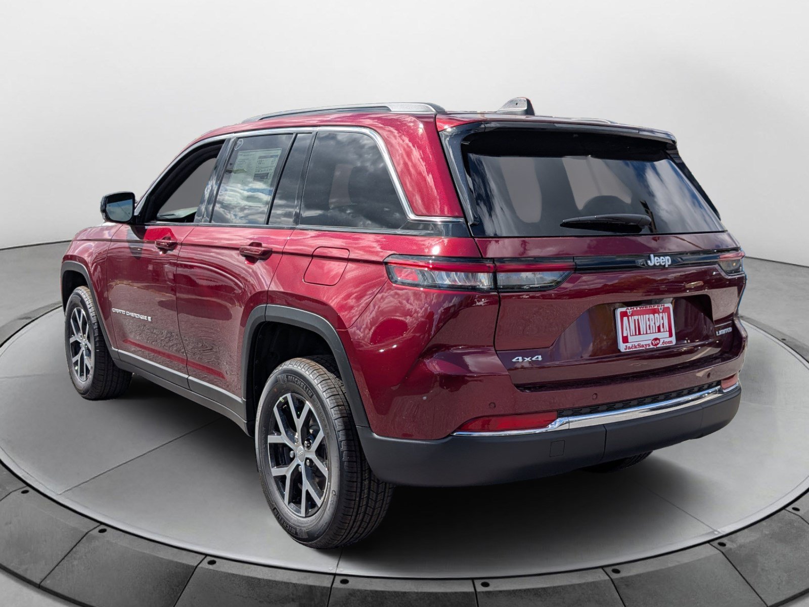 New 2025 Jeep Grand Cherokee Limited AWD/4WD image 5