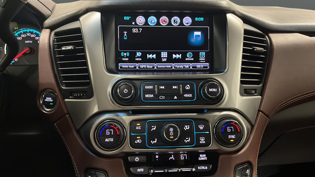 Used 2019 Chevrolet Suburban Premier AWD/4WD image 13
