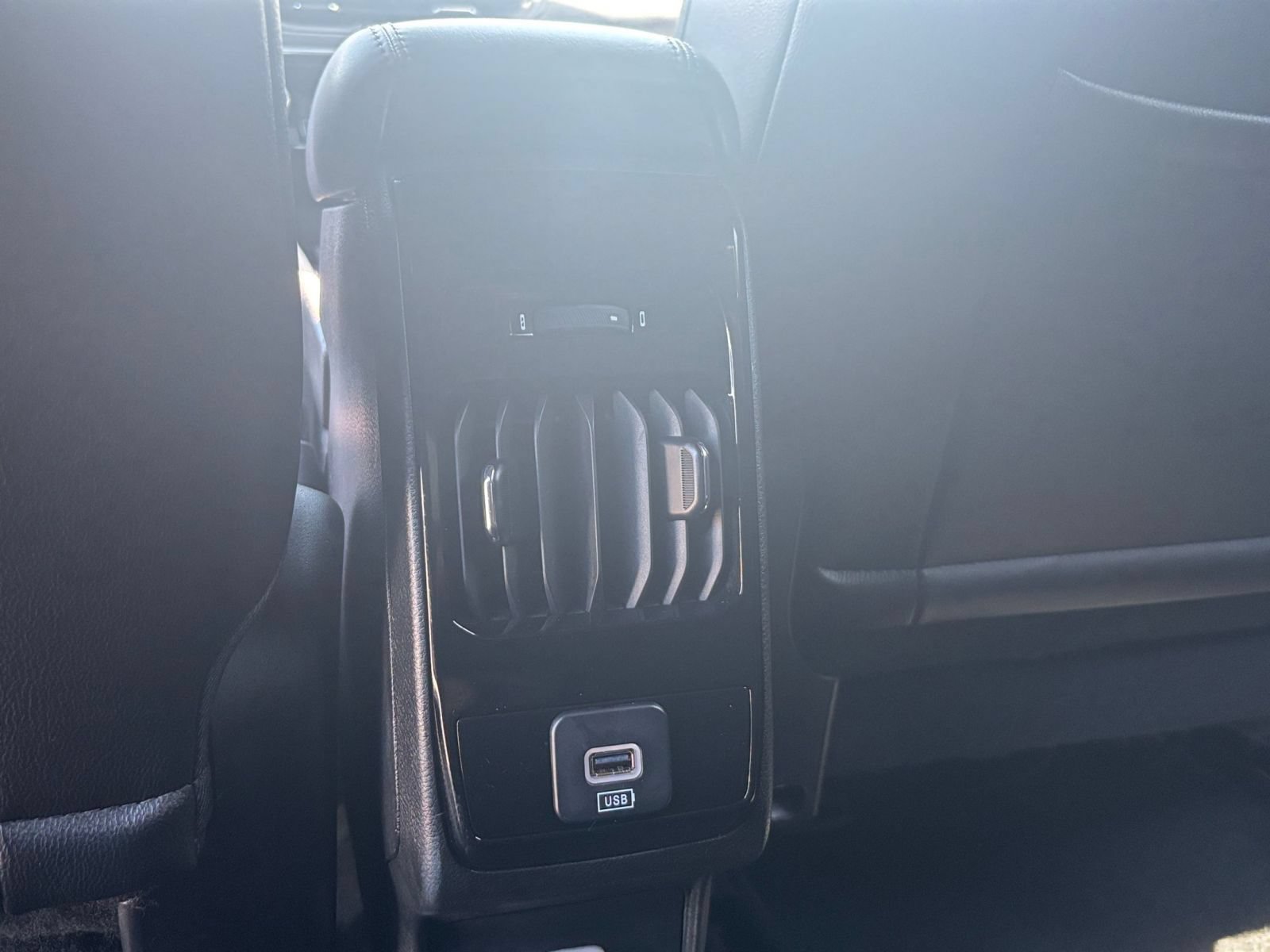 Used 2025 Jeep Compass Trailhawk AWD/4WD image 21
