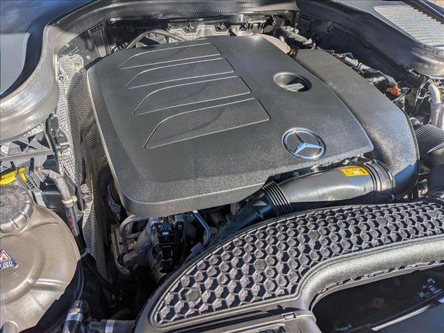 Used 2021 Mercedes-Benz GLC 300 4MATIC image 22