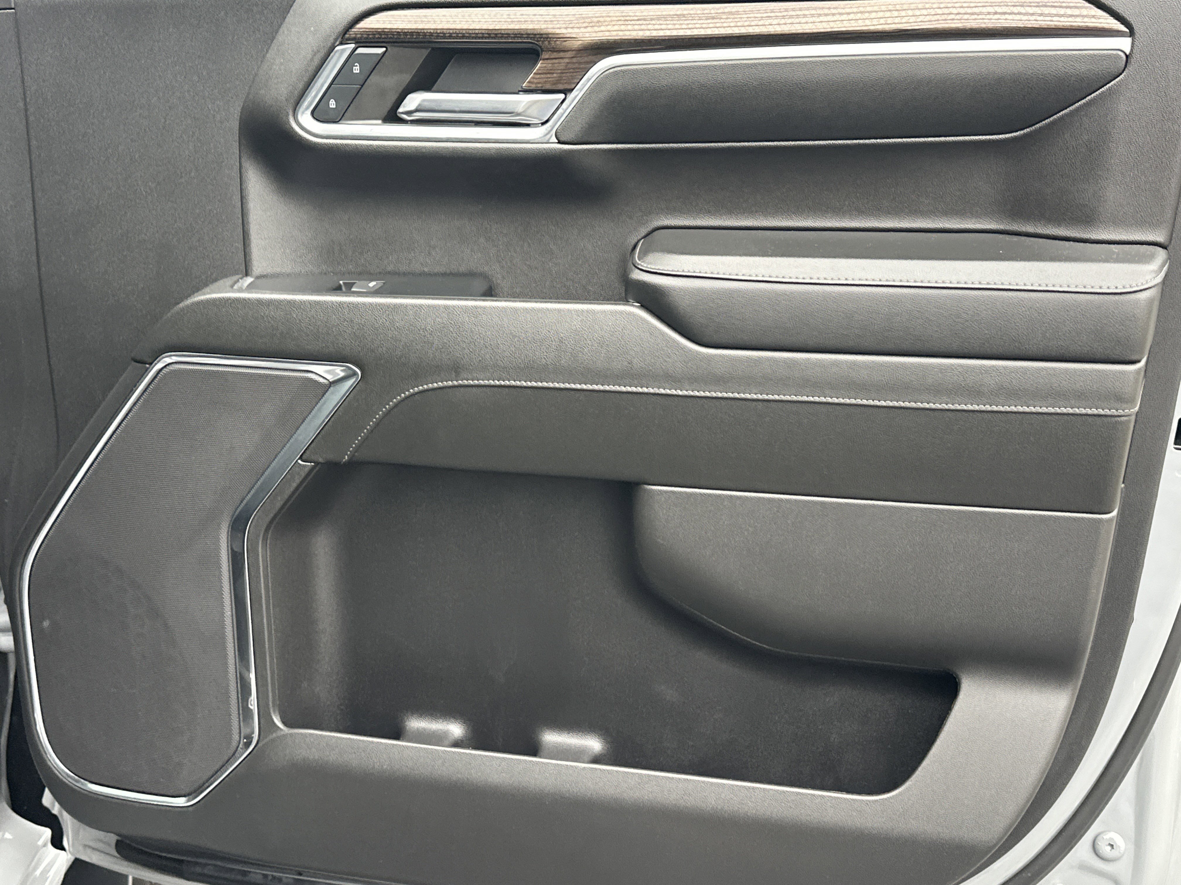 Certified 2024 Chevrolet Silverado 1500 LT Trail Boss image 16