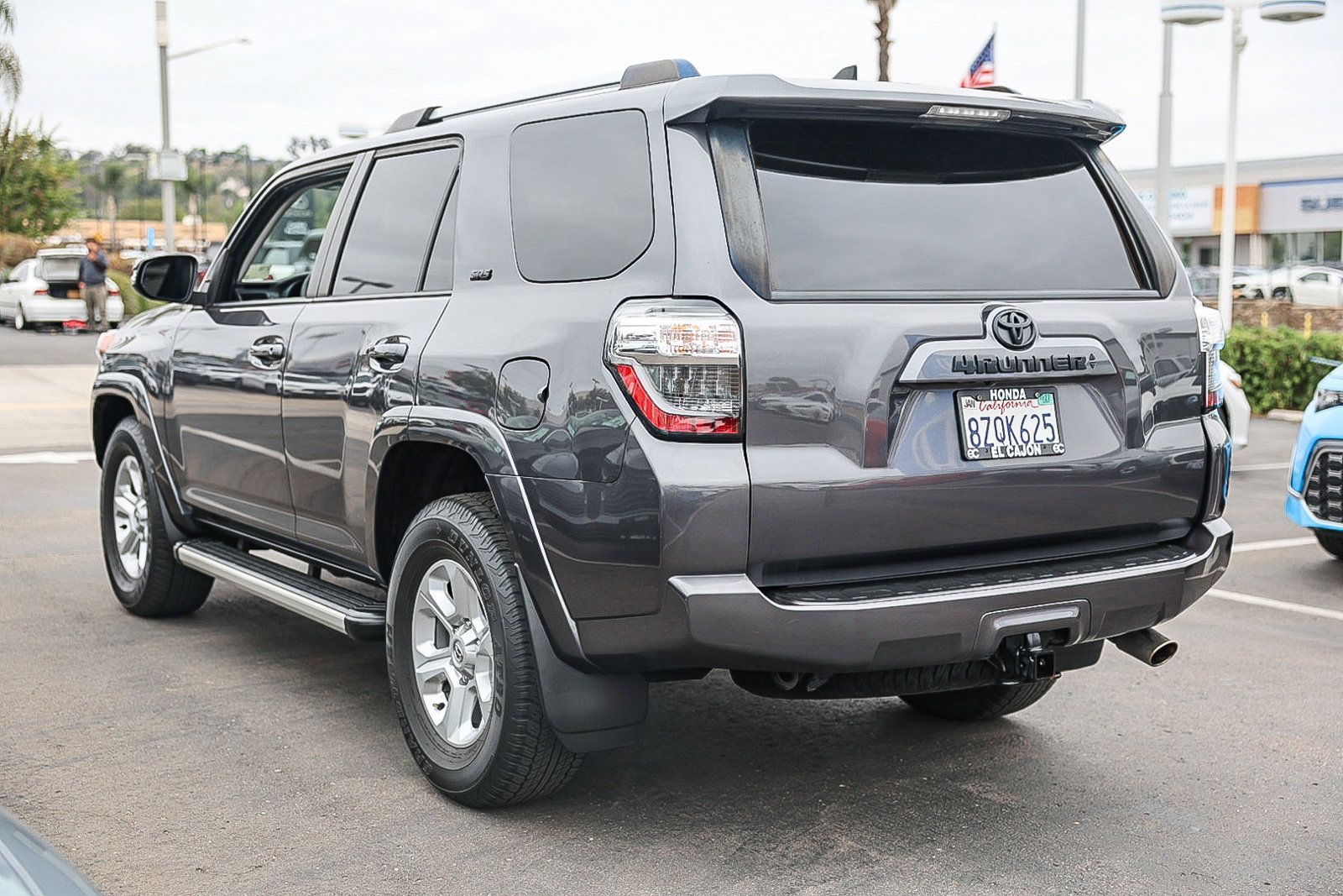 Used 2022 Toyota 4Runner SR5 Premium w/ Moonroof Package RWD image 23